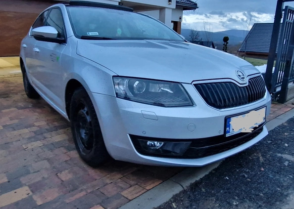 Skoda Octavia cena 62000 przebieg: 99000, rok produkcji 2016 z Góra małe 106